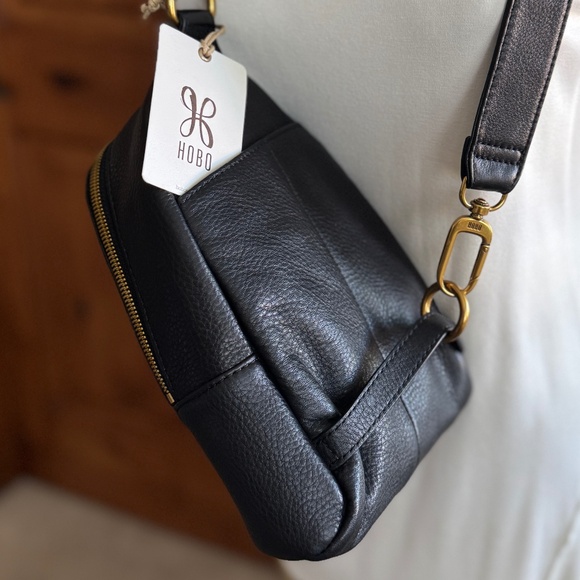 Fern Sling HOBO Black Pebble 100% Leather Crossbody w/Brass Hardware Adjustable - Picture 4 of 9